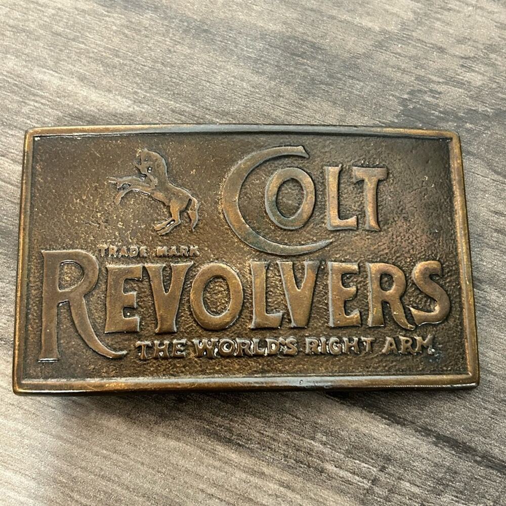 Colt Revolvers Belt Buckle Vintage #942